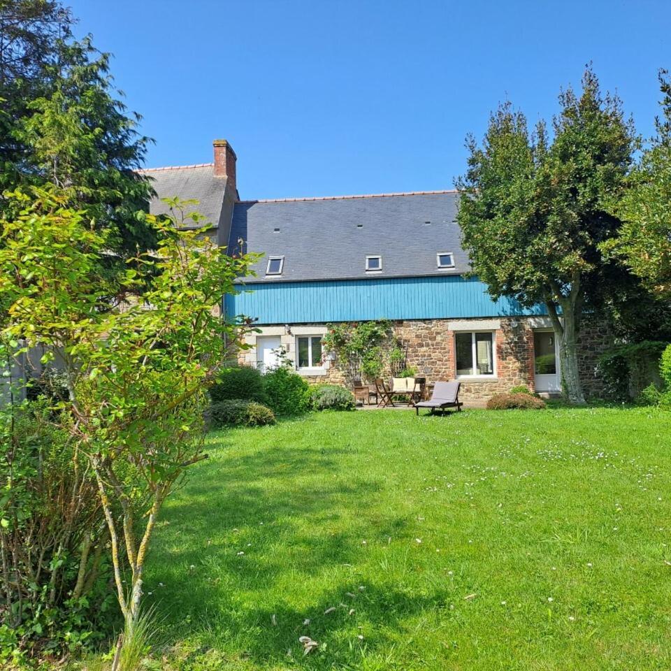 Gite Le Lac Cherrueix Exterior foto